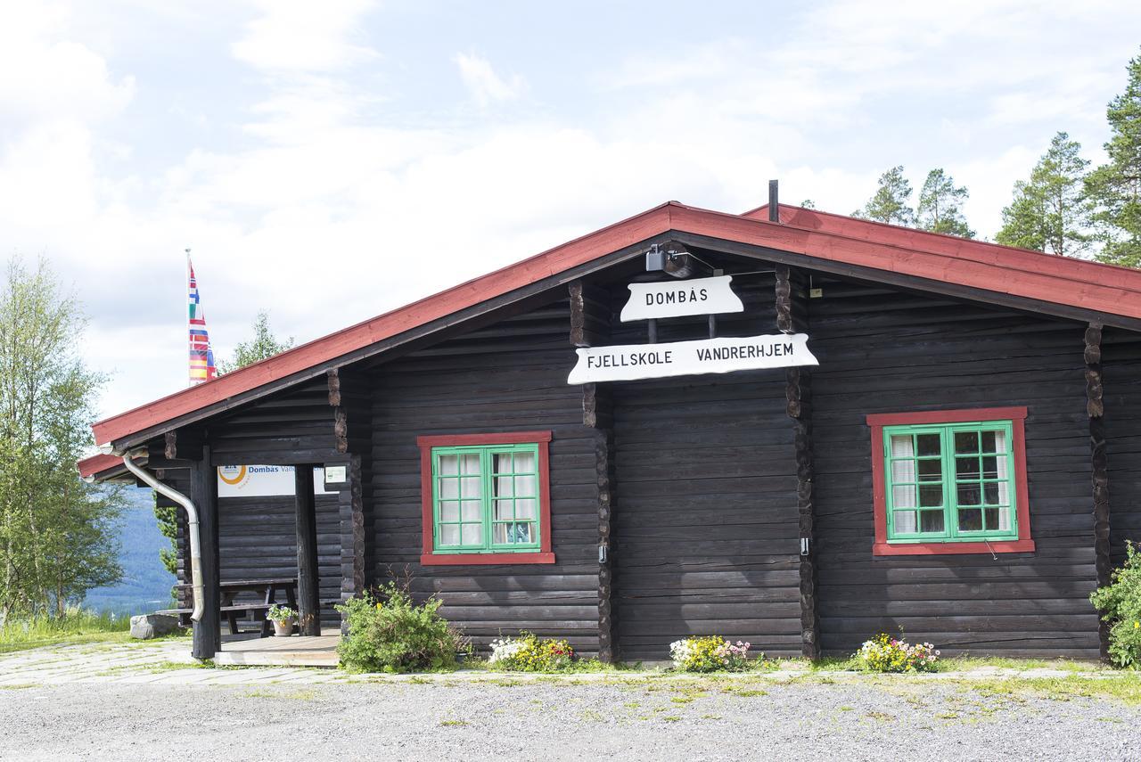 Dombas Hostel Exterior photo